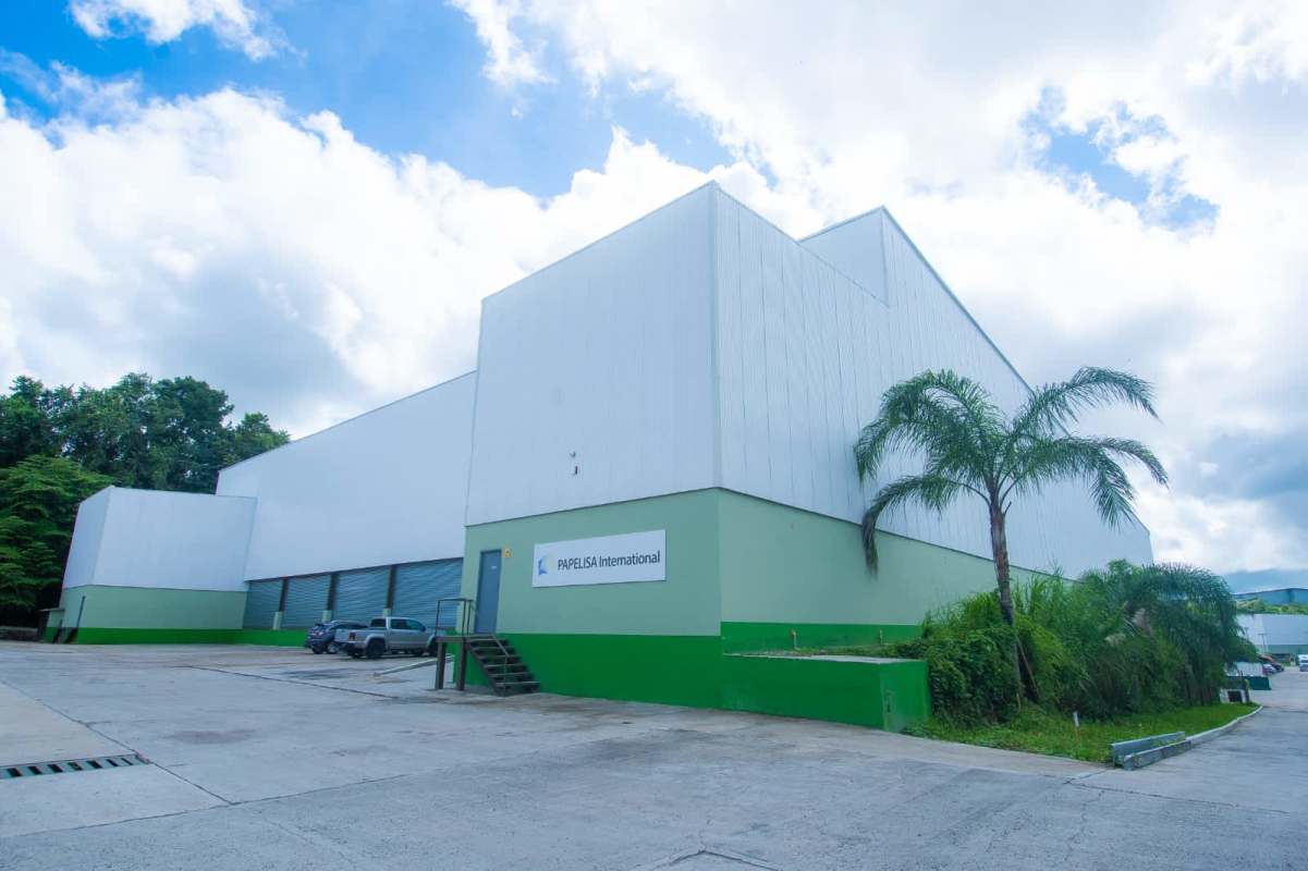 Large warehouse side view with insulated roof and metal siding Panama City