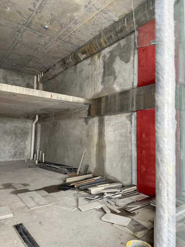 Bare concrete unfinished retail shell in City Mall, Via Brasil Panama