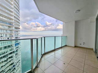 Apartment for Rent in San Francisco - 3 bedrooms