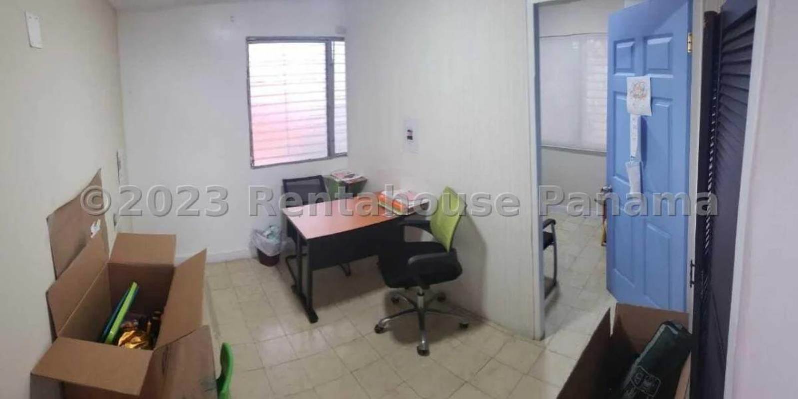 Interior private office space with tiled floors and windows commercial property Villa Lilla Panama