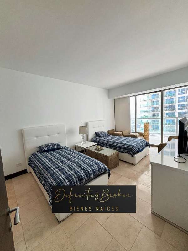 Private panoramic balcony with ocean and city views PH The Ocean Club Panama