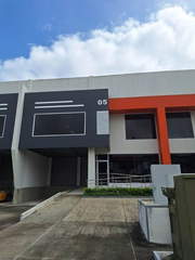 Warehouse for Rent in 24 de Diciembre - 0 bedrooms