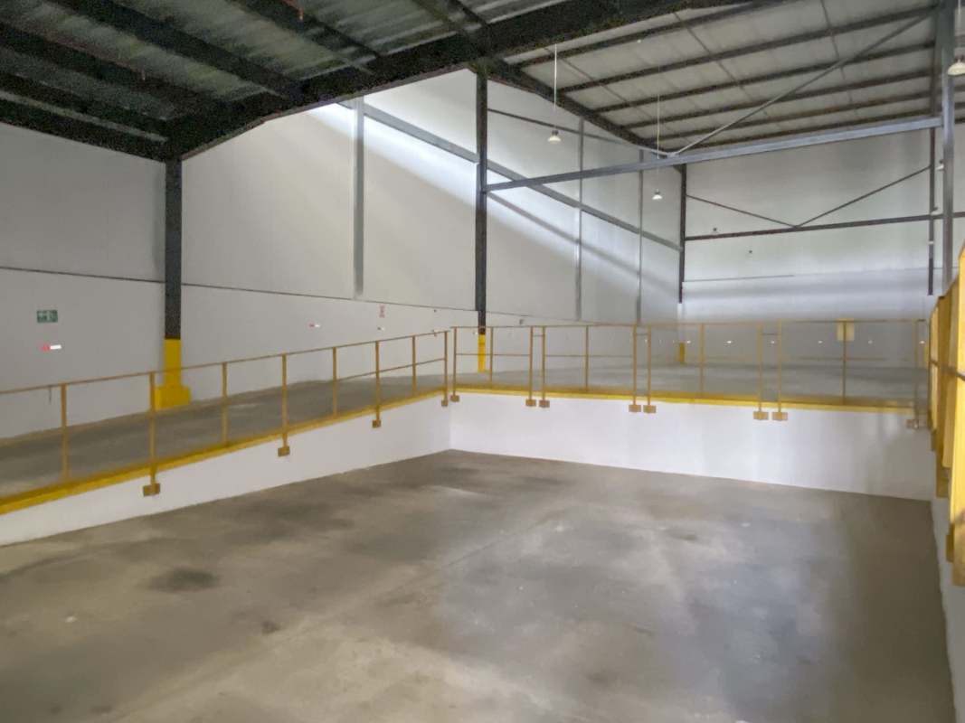 Truck loading ramp and entrance for industrial warehouse in Las Mañanitas Panama City