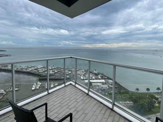 Apartment for Sale or Lease in Marbella - 2 bedrooms