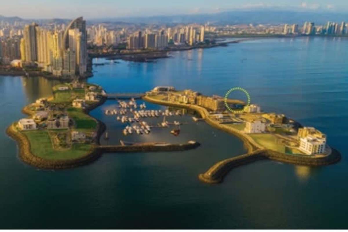 Private islands with marina and city skyline backdrop in Panama City