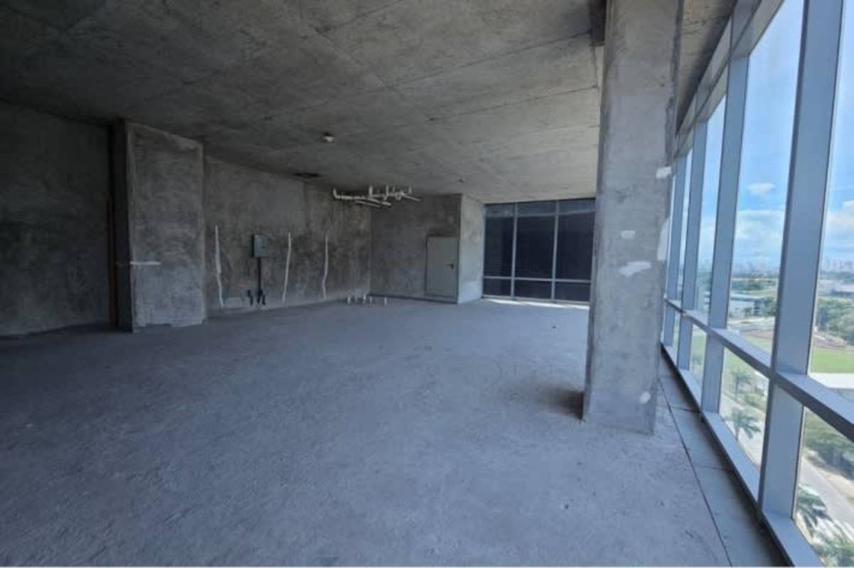 Shell condition office with floor-to-ceiling windows in PH Santa Maria Business District Panama