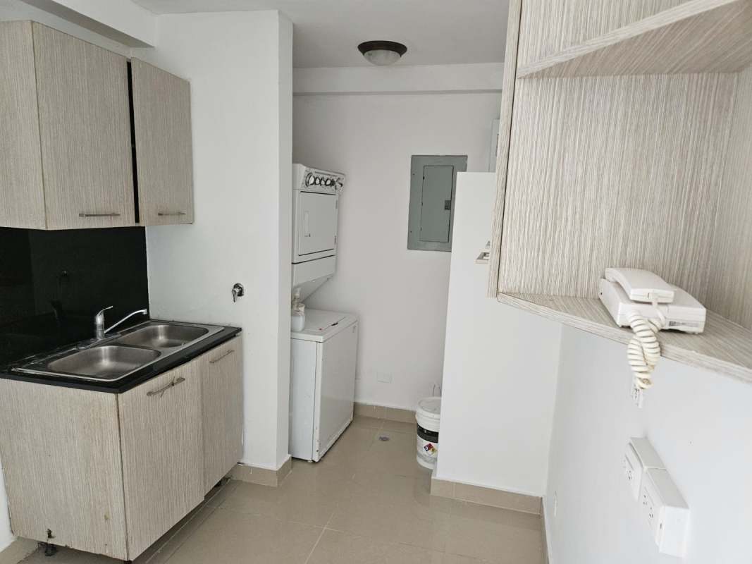 Multi-story residential Green Park tower Condado del Rey with balconies and gardens