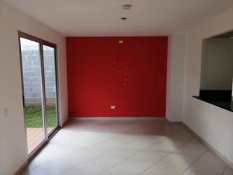 Kitchen with granite countertops, gas stove, built-in oven in PH Santillana Arraiján Panama