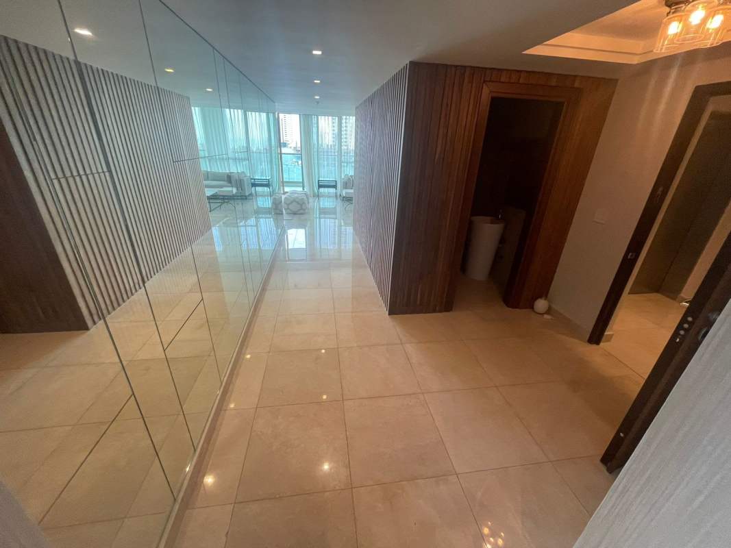 Sleek kitchen with full appliances and casual dining in PH Park Lane Costa del Este Panama