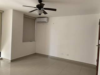 Apartment for Sale in Punta Paitilla - 4 bedrooms