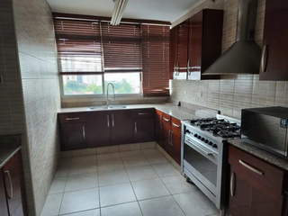 Apartment for Sale in San Francisco - 3 bedrooms