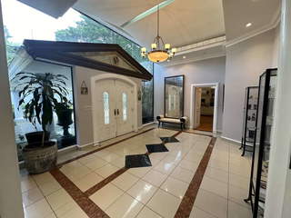 House for Sale in San Francisco - 3 bedrooms