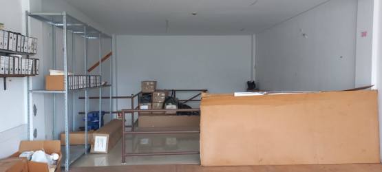 Open commercial location interior for sale Plaza Pérgolas Nueva Gorgona Panama