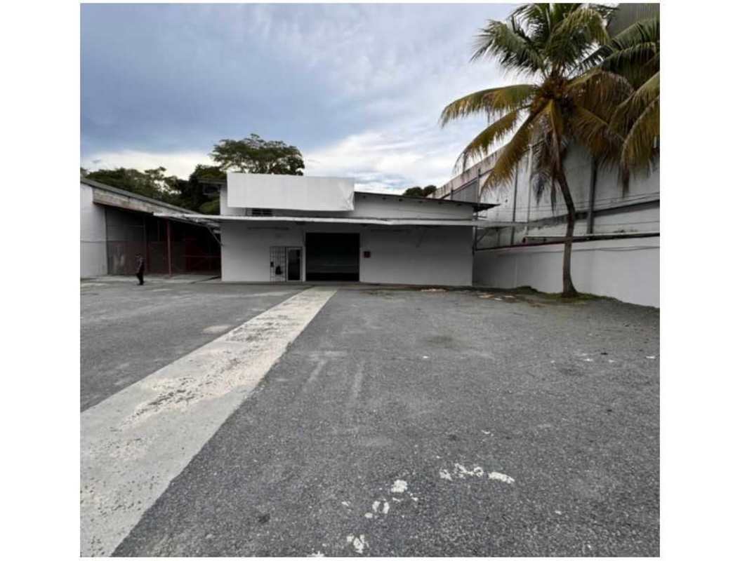 Interior storage space inside industrial warehouse in Panama