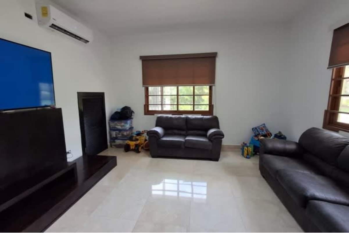 Spacious master bedroom with balcony walk-in closet ensuite Senderos de Caminos de Cruces Clayton