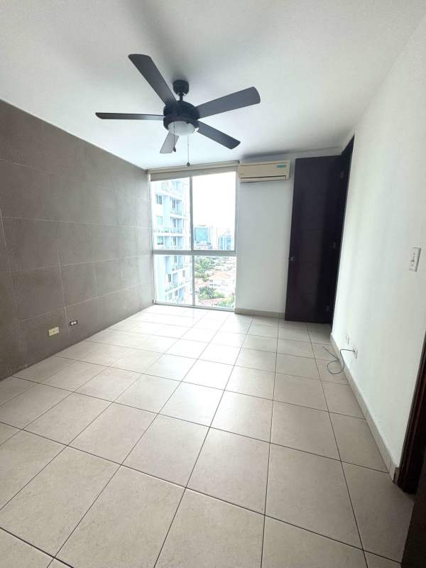 Bedroom with large built-in wardrobe ceiling fan and tiled floor PH San Francisco Vista Panama