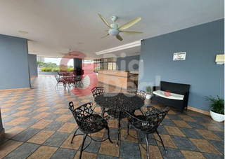 Apartment for Sale in San Francisco - 3 bedrooms