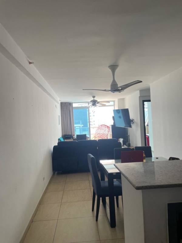 Modern 2BR Apartment with Balcony in San Miguelito