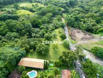 Defined land plot with greenery in Coronado Colinas del Mar Panama