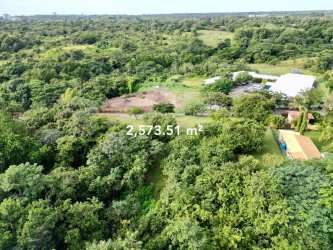 Aerial view of large lot 2,573 m2 with mature green landscape Coronado Panama