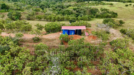 Livestock corral and fenced animal pens suitable for cattle on large ranch in Chiriquí