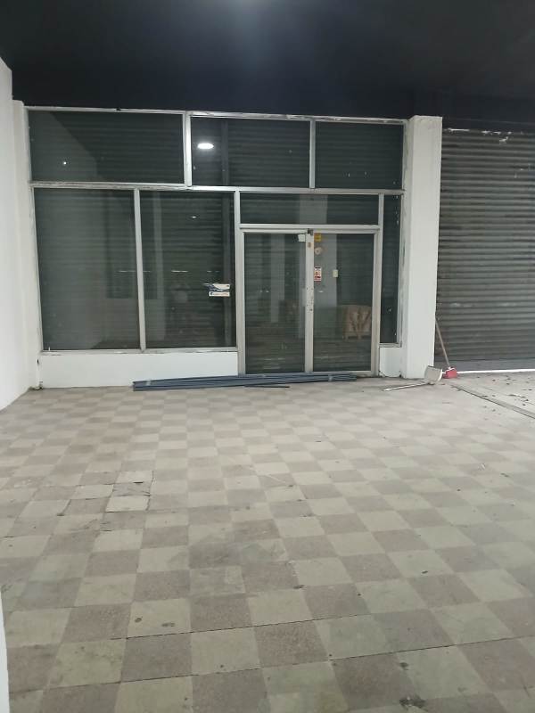 Empty commercial retail unit on Via España with glass storefront ready for occupancy