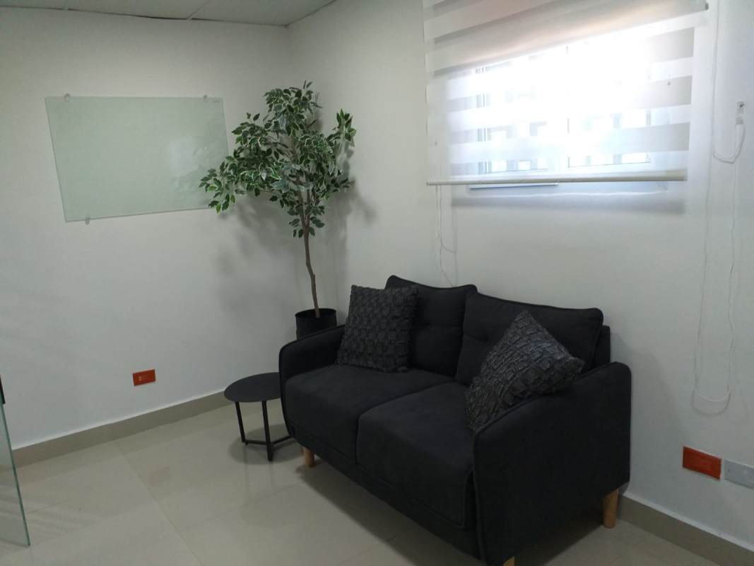 Glass partitioned private office area commercial Panama Betania