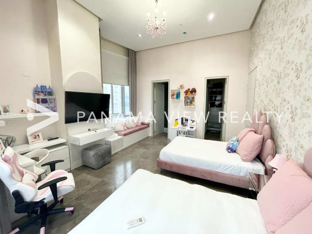 Private outdoor terrace with swimming pool overlooking skyline in PH Blue Bahia penthouse