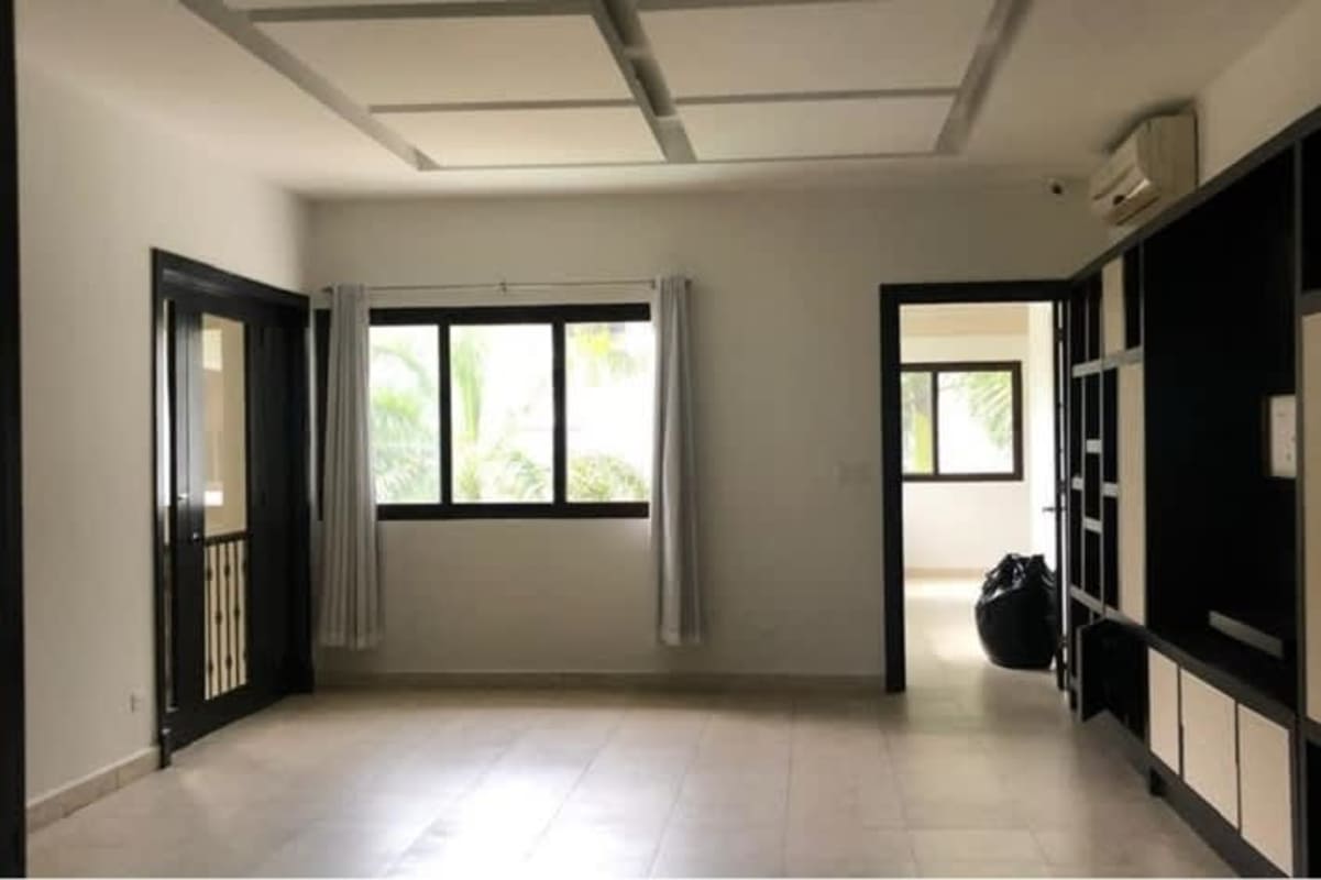 Large family living area with garden views and marble floors Costa del Este