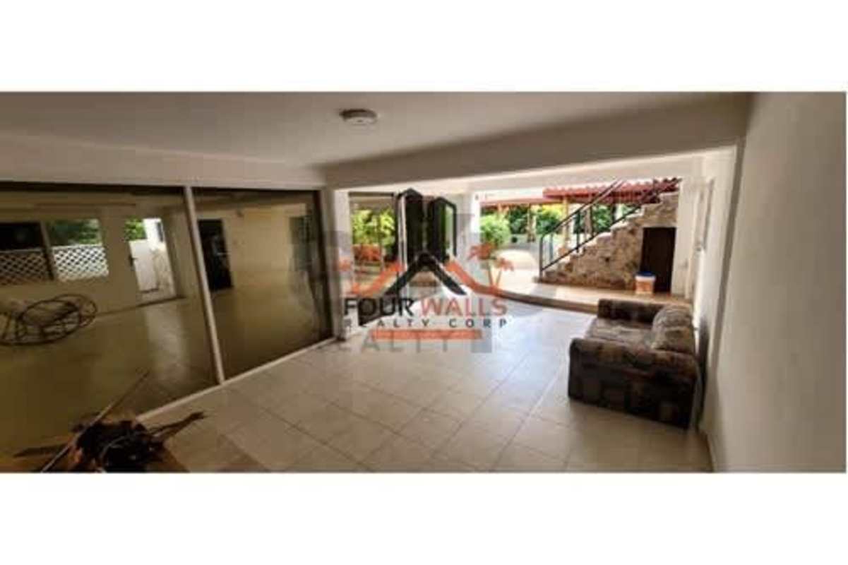 Luxury modern kitchen island granite countertops stainless appliances Panama