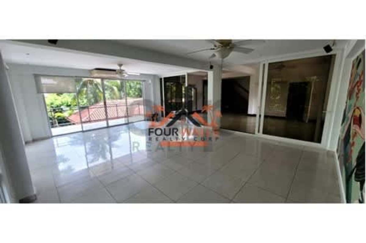 Large living room terrace balcony luxury house Albrook Panama sale