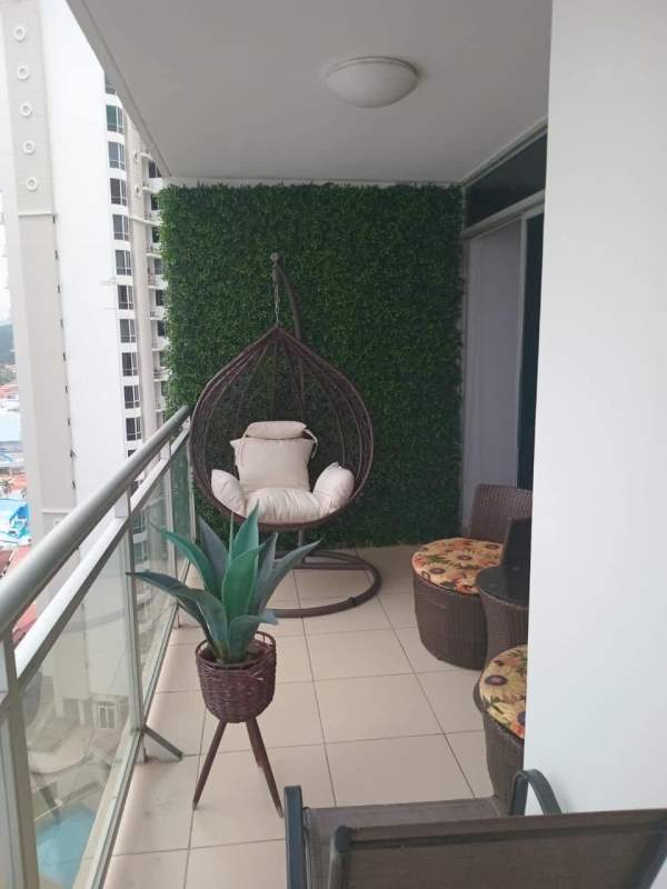 Bedroom with built-in closet ceiling fan PH Dos Mares Apartment