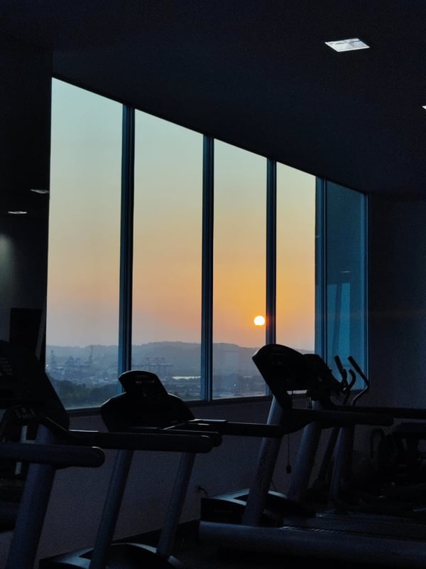 Sleek bathroom with glass walk-in shower and modern fixtures at PH H2O Avenida Balboa
