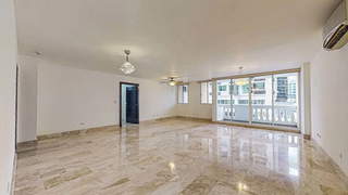 Apartment for Sale in Obarrio - 3 bedrooms