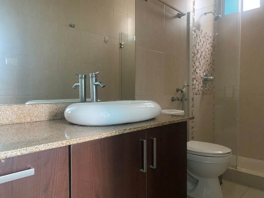 Bathroom with glass shower modern finish PH Ocean Club Punta Pacifica