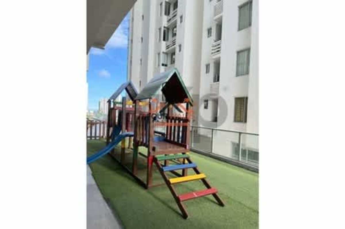 Kitchen with granite counters, modern cabinets, appliances included PH Quartier 74 San Francisco Panama