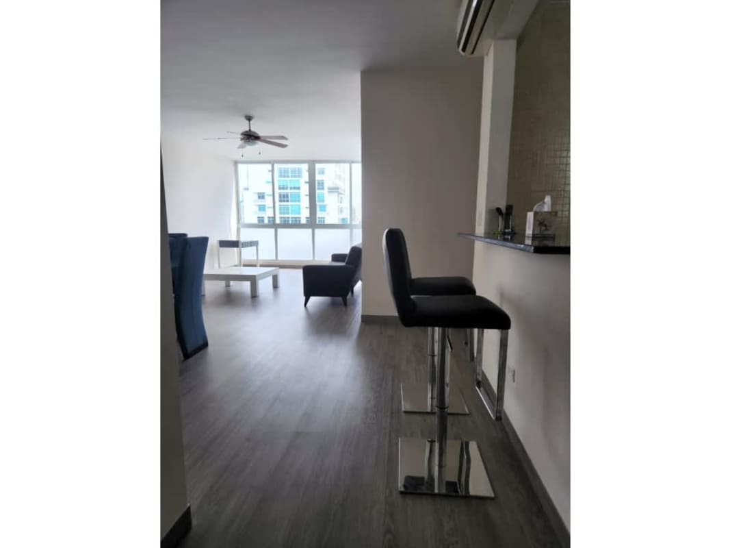 Balcony with city and Parque Urraca view from apartment in PH Bella Vista Park Panama City