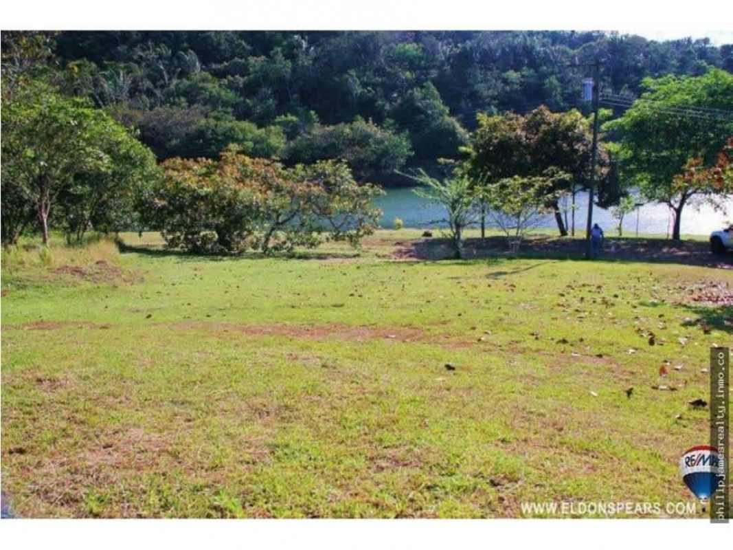 Wooded landscape with lake or river backdrop in Brisas de los Lagos Panama