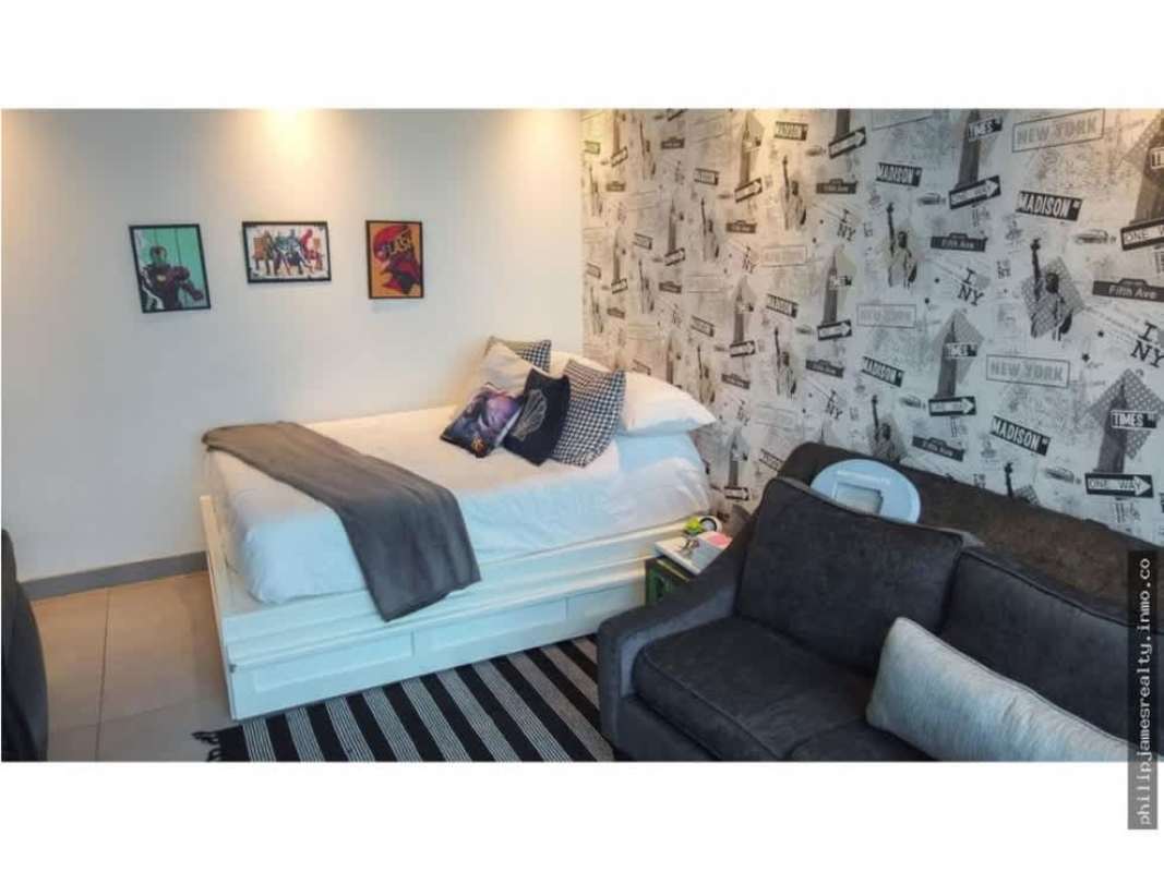 Dining space with modern design in apartment at PH Pacific Bay San Francisco Panama