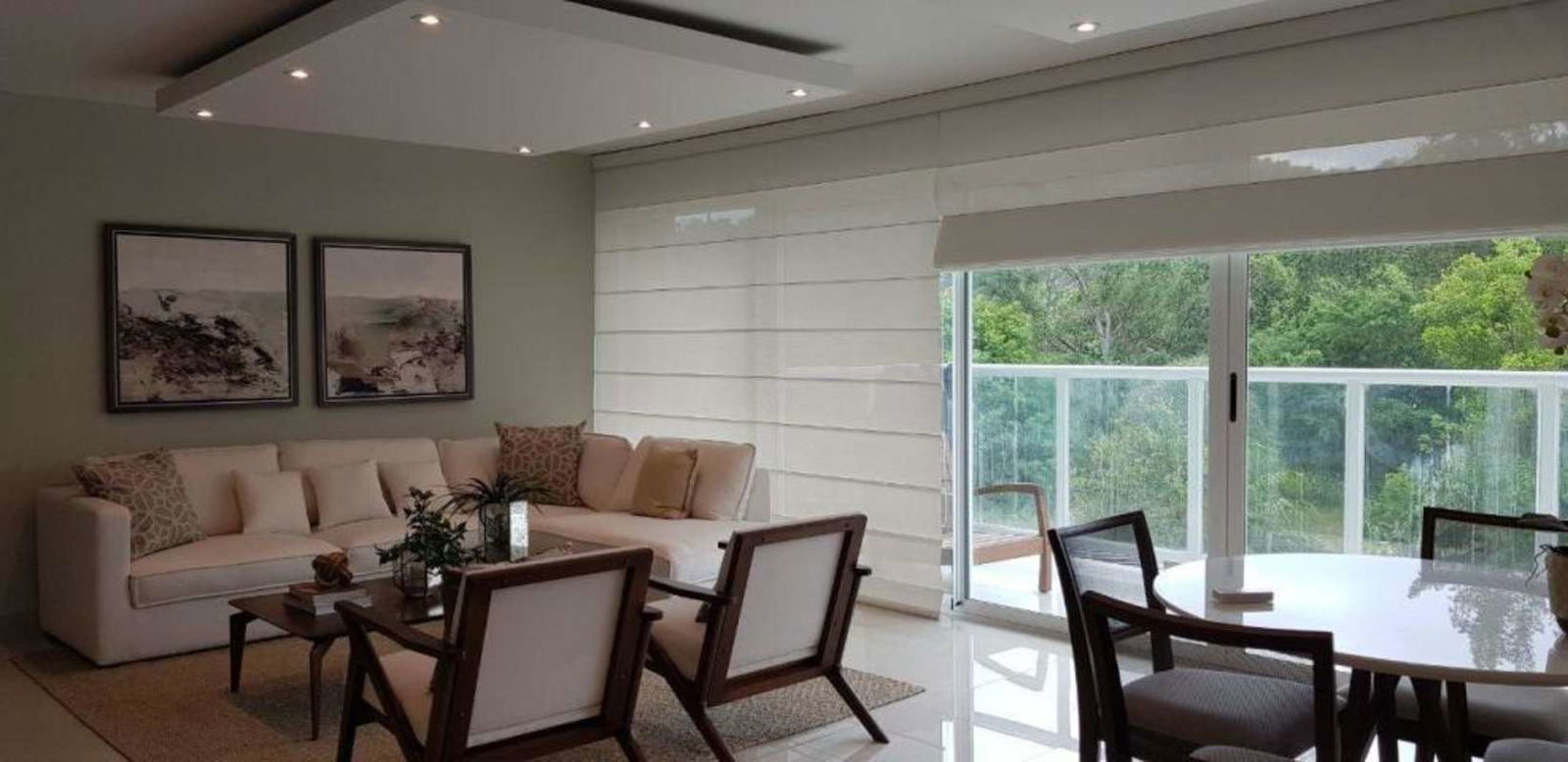 Contemporary kitchen with white countertops light cabinets PH Albrook Residences Panama