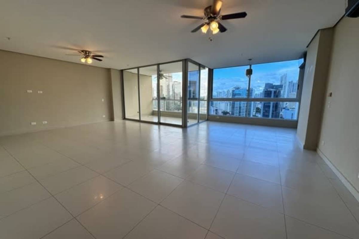 Bedroom with large windows panoramic views in PH Marbella Tower Panama City Realty