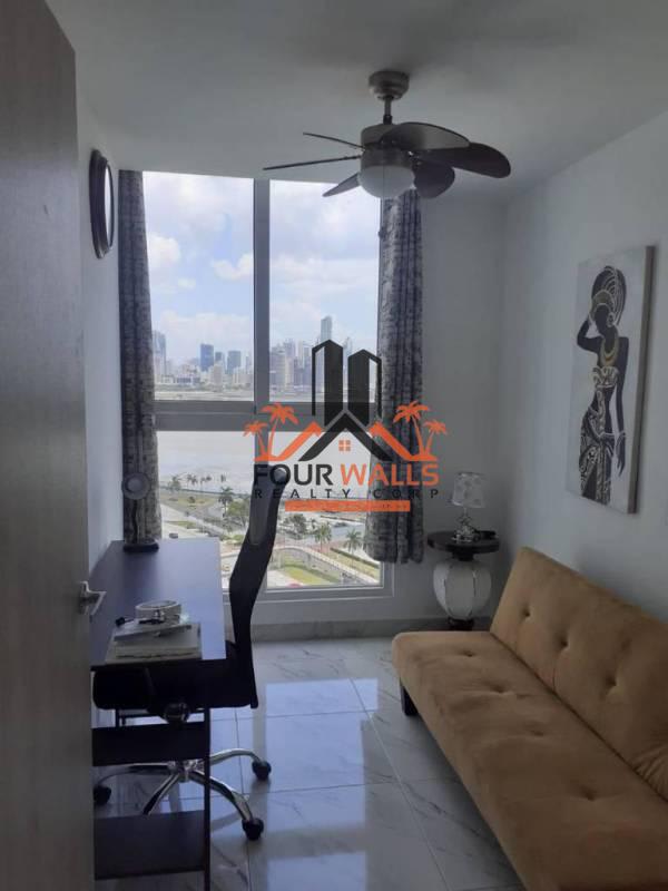 Minimalist kitchen with granite countertops, gas stove, stainless appliances in PH The Sands Avenida Balboa Panama