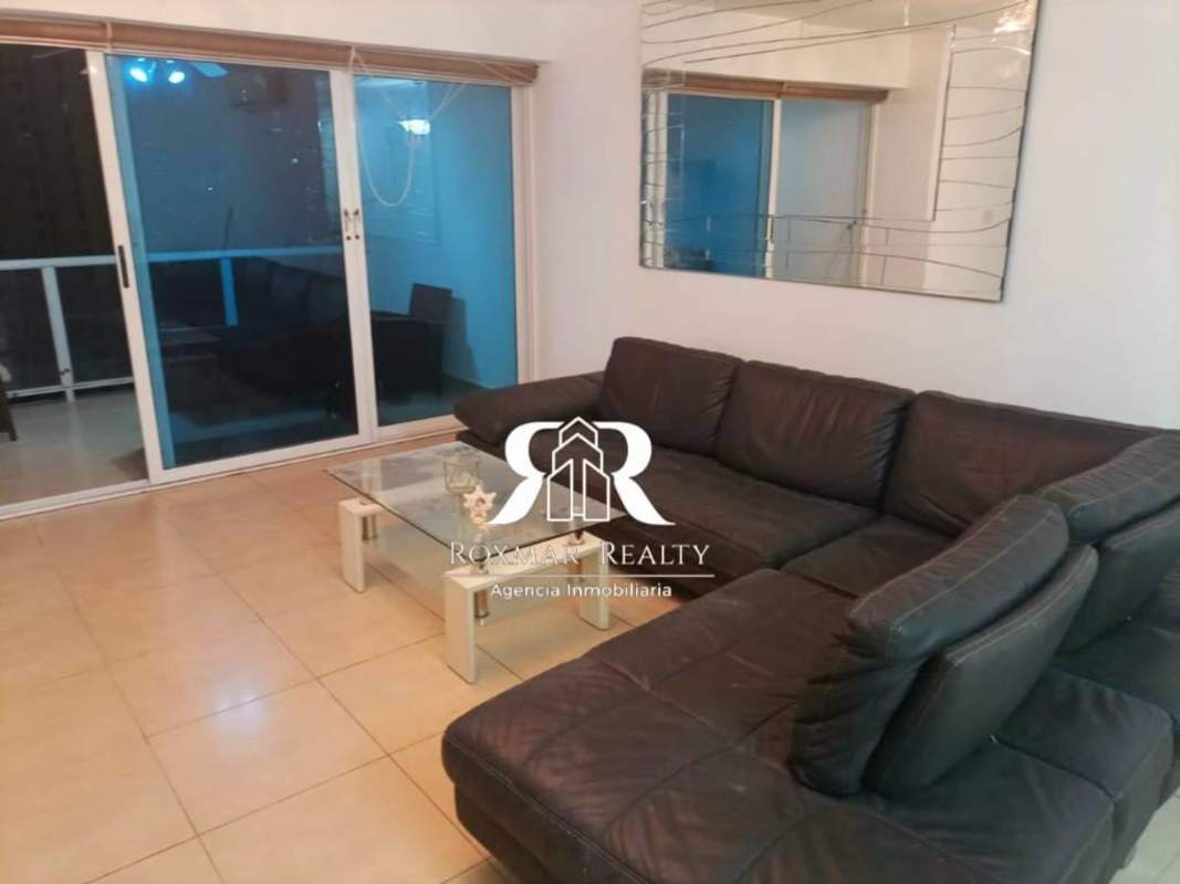 Kitchen with granite countertops, appliances, upper cabinets in PH Blue Park Panama City