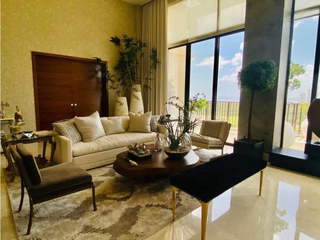 Single Family Luxury Residence for Sale in Costa del Este - 5 bedrooms