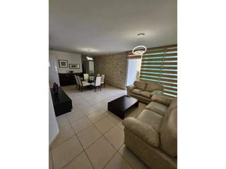 Apartment for Sale in San Francisco - 3 bedrooms