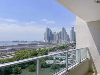 Apartment for Sale in San Francisco - 4 bedrooms