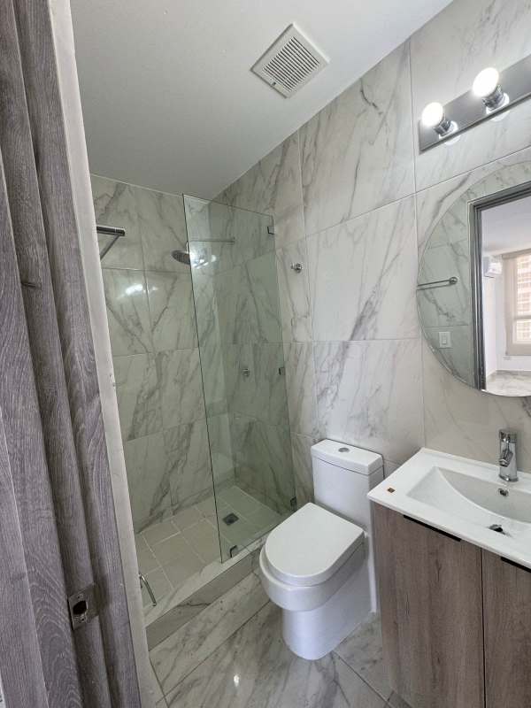 Modern gym with skyline panorama in PH The Gray Obarrio Panama City