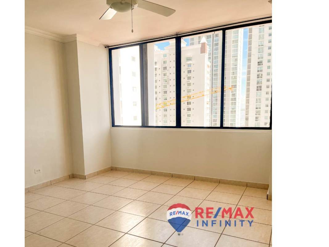 Living/dining room with large windows Panama rental PH Coco del Mar