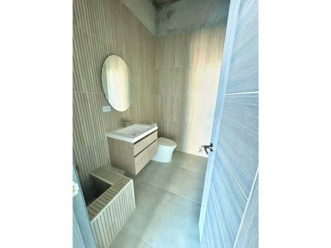 Empty storage room space with tiled floor PH Balboa Office Center Panama City