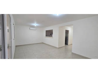 Large master bedroom with natural light, private balcony and AC in Bosques del Pacífico Panama